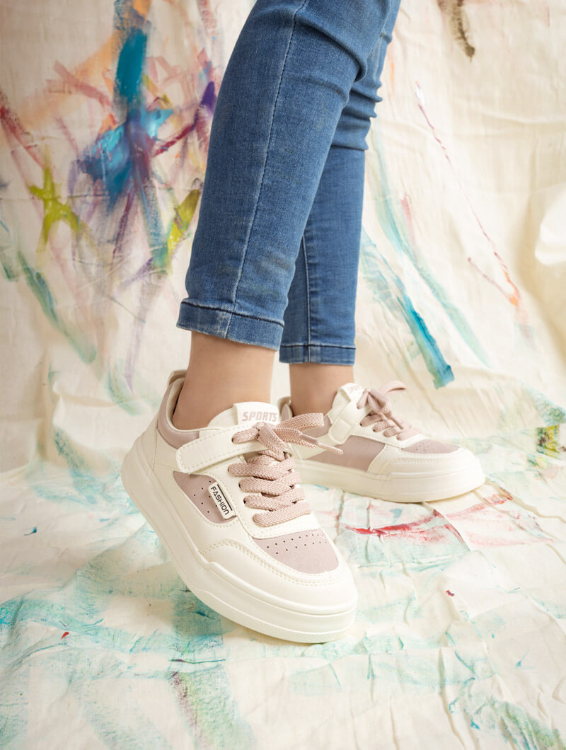 Baskets bicolores à scratch